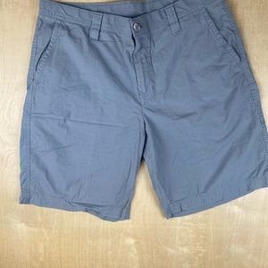 Columbia Chino Mens 34 Flat Front Gray Shorts